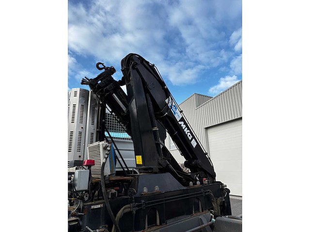 Renault - kerax - truck - 2006 - 6x4 - hmf crane - afbeelding 2 van  29