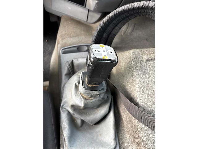 Renault - kerax - truck - 2006 - 6x4 - hmf crane - afbeelding 9 van  29