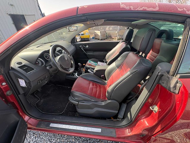 Renault - mégane coupé-cabriolet - 1.6-16v tech line - car - 2006 - afbeelding 3 van  22