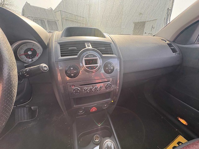 Renault - mégane coupé-cabriolet - 1.6-16v tech line - car - 2006 - afbeelding 13 van  22