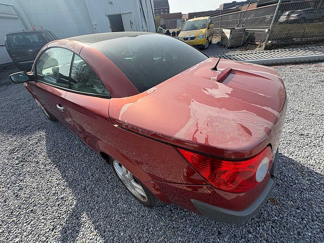 Renault - mégane coupé-cabriolet - 1.6-16v tech line - car - 2006 - afbeelding 14 van  22