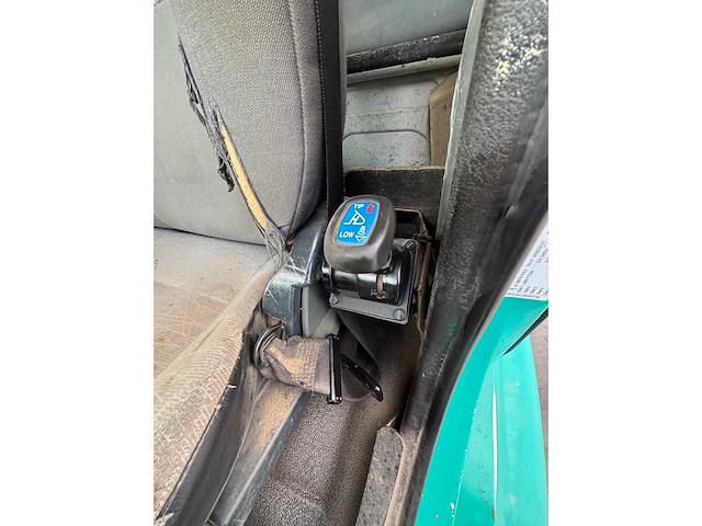 Renault - midlum 2220 cdi - truck - 2005 - afbeelding 13 van  46