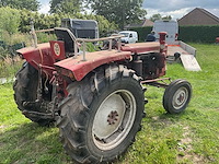 Renault - oldtimer tractor - afbeelding 11 van  16