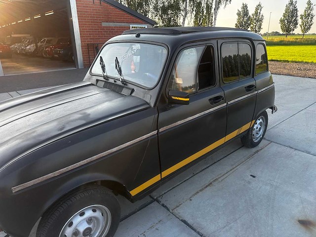 Renault - r4 - oldtimer - afbeelding 4 van  37