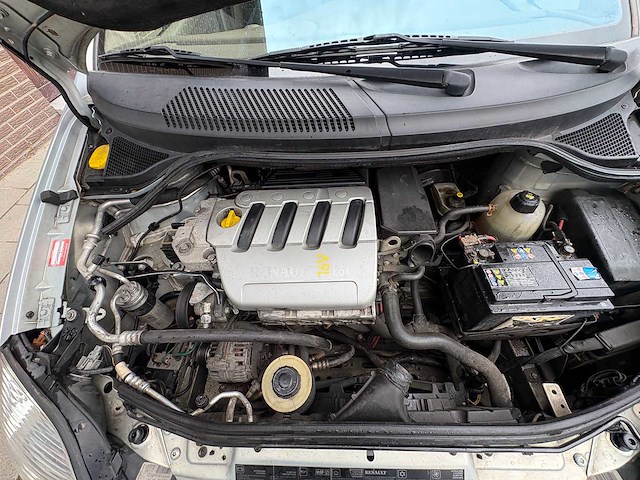 Renault - scénic - 1.6-16v rxe - car - - afbeelding 5 van  9
