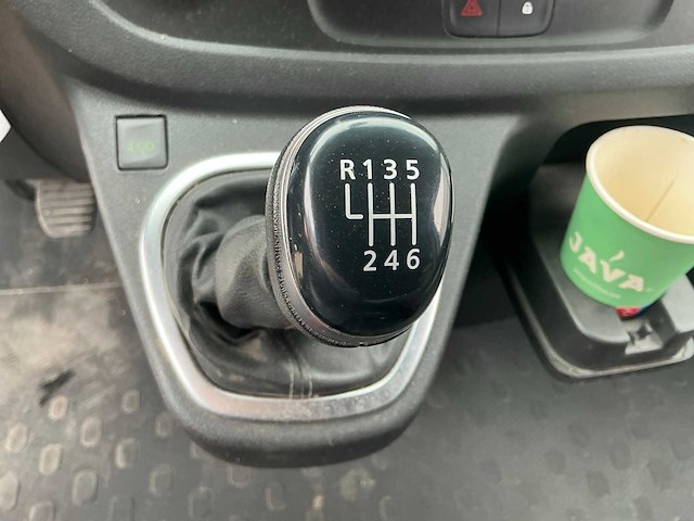 Renault - trafic - bedrijfswagen - afbeelding 16 van  27