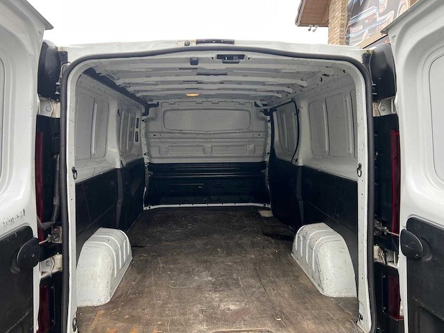 Renault - trafic - van - afbeelding 15 van  17