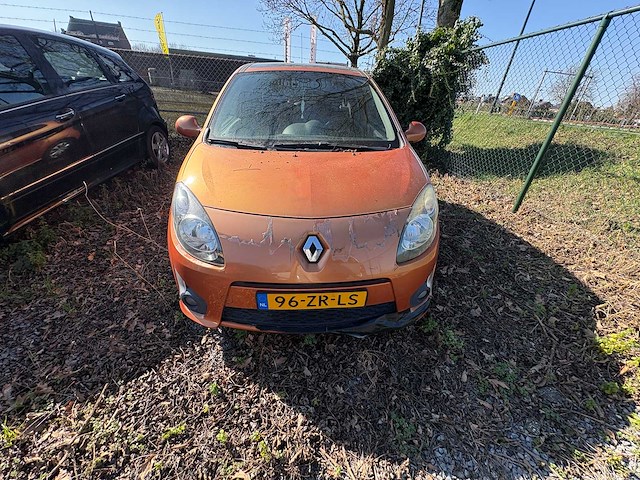 Renault - twingo - 1.2-16v dynamique - car - 2008 - afbeelding 8 van  11