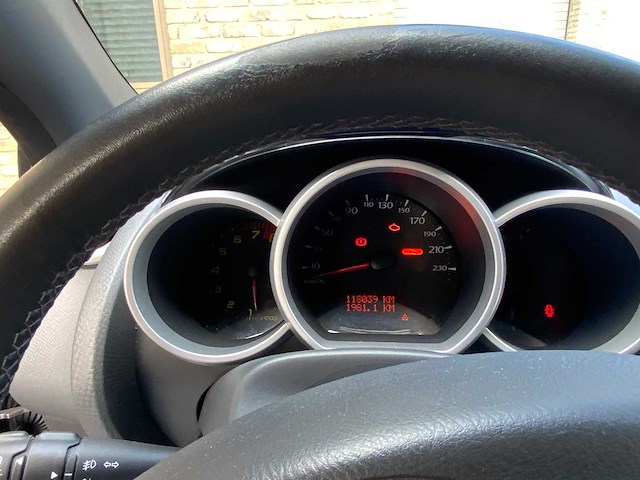 Renault - wind - n - car - 2010 - afbeelding 5 van  32