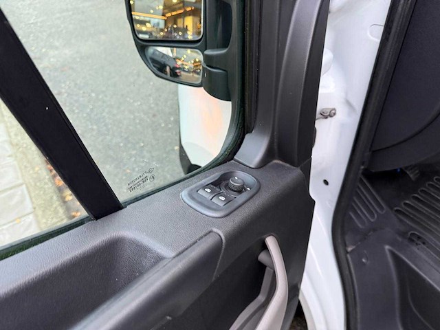 Renault 2.3 dci master marktwagen - afbeelding 24 van  56