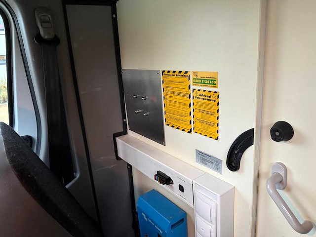 Renault 2.3 dci master marktwagen - afbeelding 40 van  56