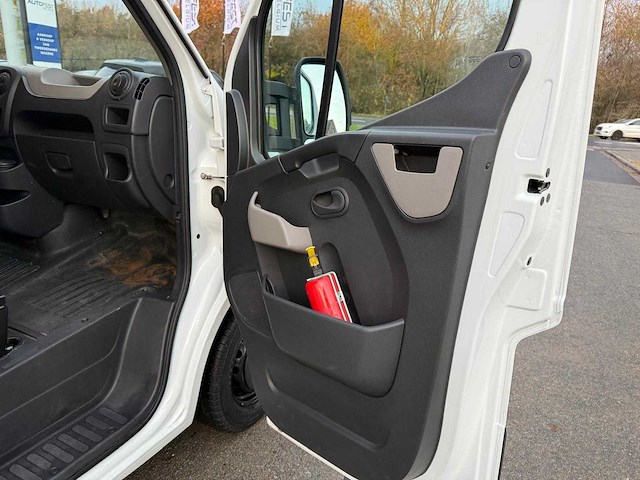 Renault 2.3 dci master marktwagen - afbeelding 10 van  31