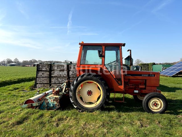 Renault 461 tractor - afbeelding 17 van  37