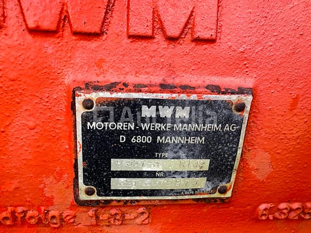 Renault 461 tractor - afbeelding 30 van  37