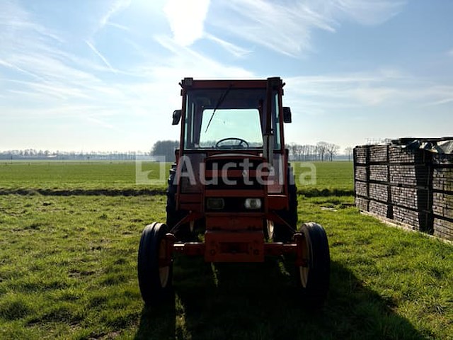 Renault 461 tractor - afbeelding 23 van  37