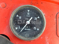 Renault 461 tractor - afbeelding 34 van  37