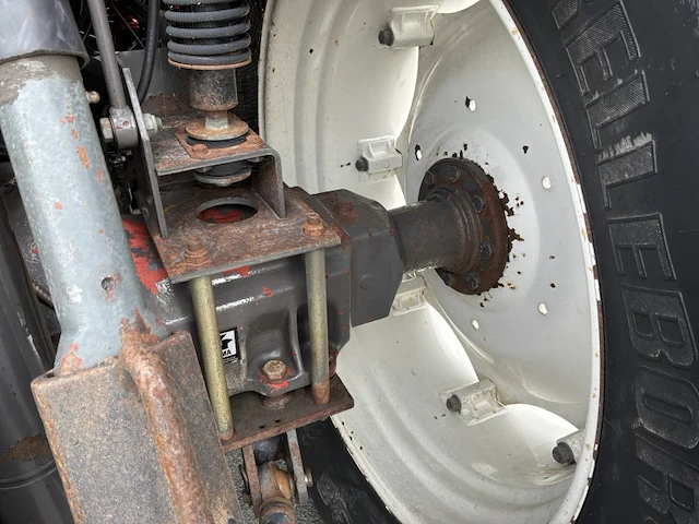 Renault ares 696 rz vierwielaangedreven tractor - afbeelding 5 van  33