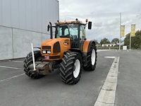Renault ares 696 rz vierwielaangedreven tractor