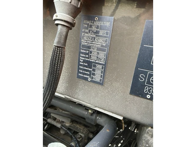 Renault ares 696 rz vierwielaangedreven tractor - afbeelding 21 van  33