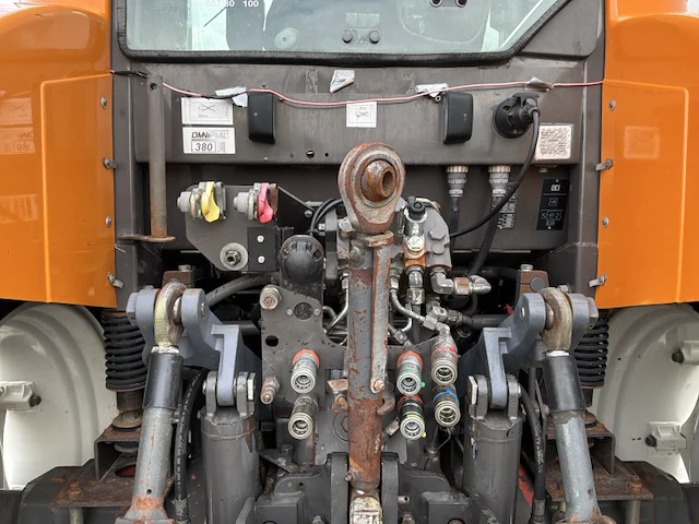 Renault ares 696 rz vierwielaangedreven tractor - afbeelding 33 van  33