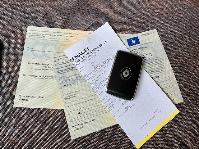 Renault arkana e-tech personenauto - afbeelding 4 van  9