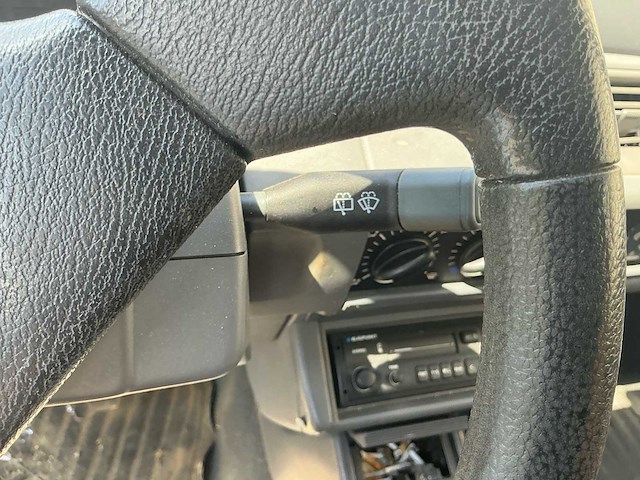 Renault clio 1.2i oldtimer - afbeelding 9 van  34