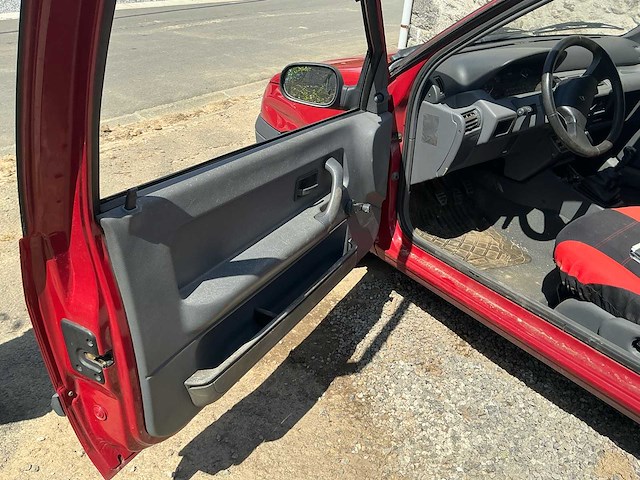 Renault clio 1.2i oldtimer - afbeelding 4 van  34