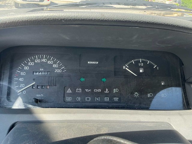 Renault clio 1.2i oldtimer - afbeelding 7 van  34