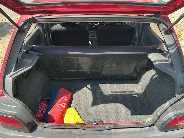 Renault clio 1.2i oldtimer - afbeelding 16 van  34