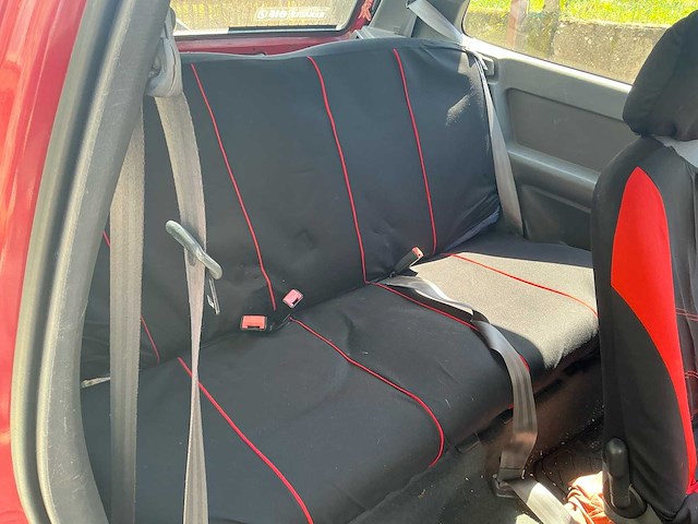 Renault clio 1.2i oldtimer - afbeelding 19 van  34