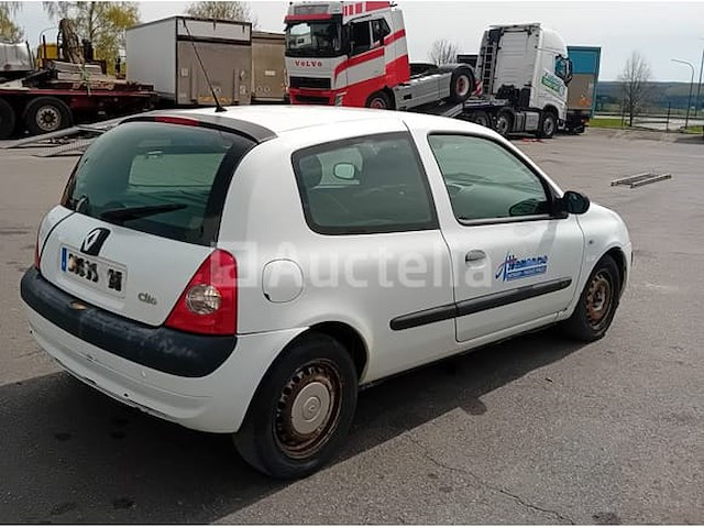 Renault clio 1,5 dci auto (2005-356,042 km-vin:vf1sbr7ef33460635) - afbeelding 1 van  10