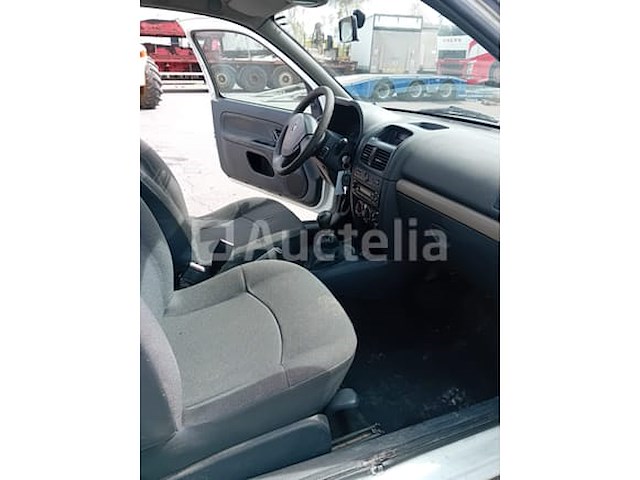 Renault clio 1,5 dci auto (2005-356,042 km-vin:vf1sbr7ef33460635) - afbeelding 4 van  10