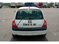 Renault clio 1,5 dci auto (2005-356,042 km-vin:vf1sbr7ef33460635) - afbeelding 8 van  10