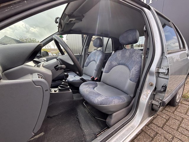 Renault clio, 1997 - afbeelding 2 van  25