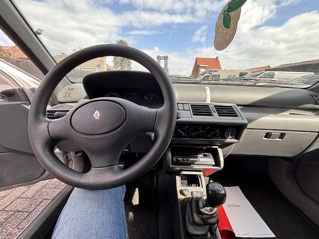 Renault clio, 1997 - afbeelding 5 van  25