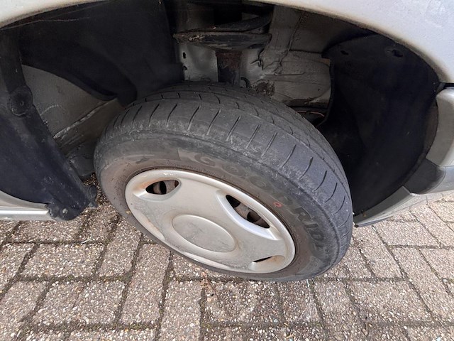 Renault clio, 1997 - afbeelding 13 van  25