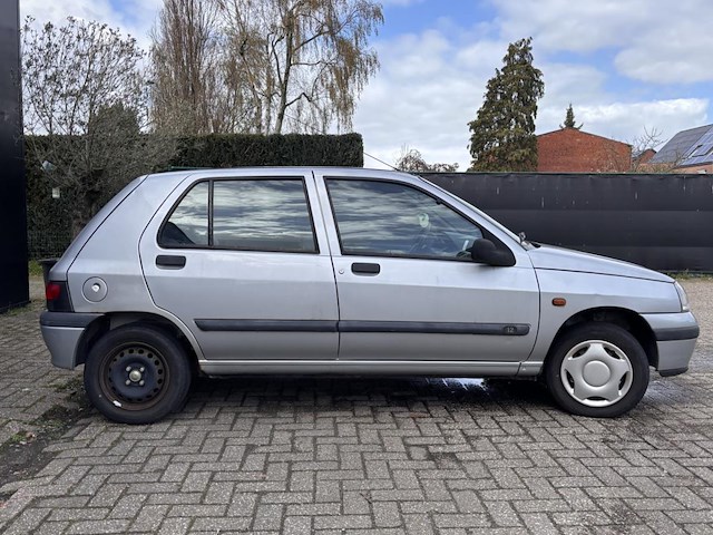 Renault clio, 1997 - afbeelding 20 van  25