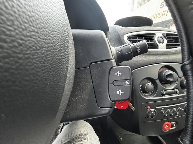 Renault clio, 2008 - afbeelding 9 van  29