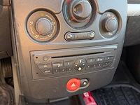 Renault clio, 2011 - afbeelding 10 van  21