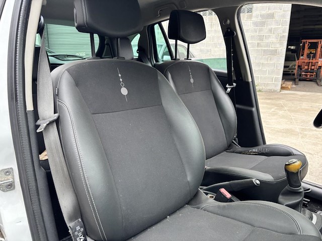 Renault clio, 2012 - afbeelding 23 van  34