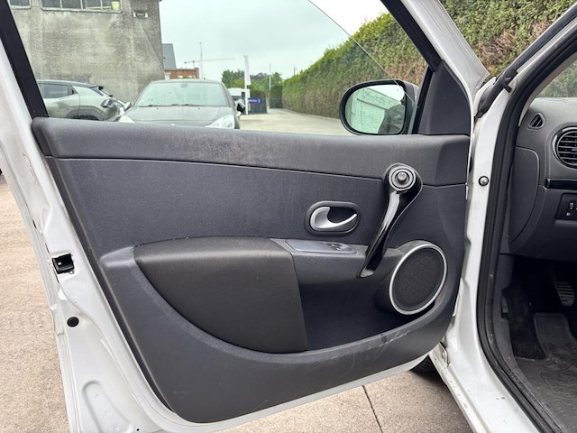 Renault clio, 2012 - afbeelding 8 van  34