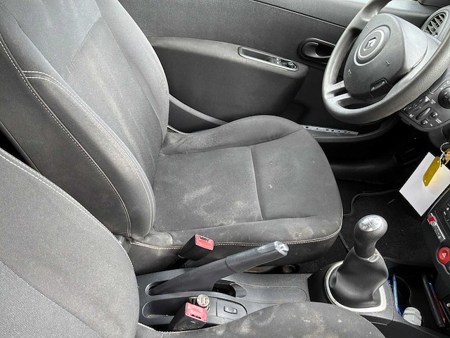 Renault clio bedrijfswagen - afbeelding 8 van  36