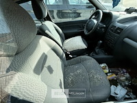 Renault clio, enkel voor vergunninghouders en erkende centra voor verschrotting - afbeelding 6 van  14