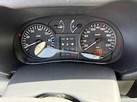 Renault clio iii 1 2i 16v eco generique, 2002 - afbeelding 6 van  32