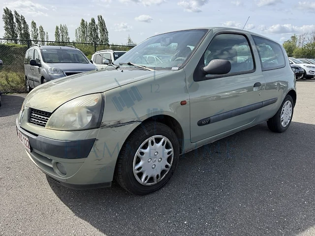 Renault clio iii 1 2i 16v eco generique, 2002 - afbeelding 1 van  32