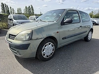 Renault clio iii 1 2i 16v eco generique, 2002