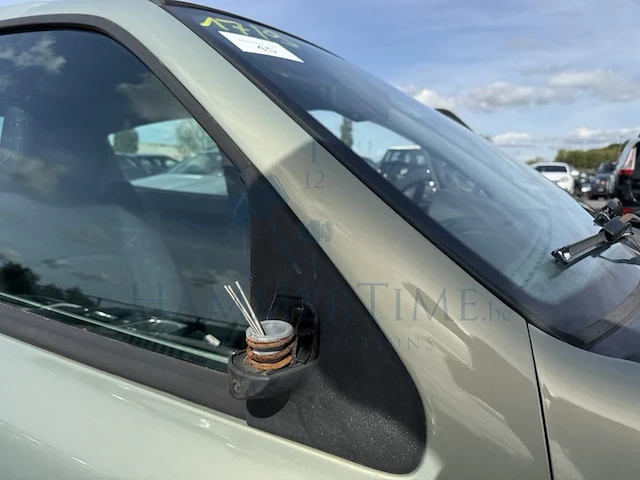 Renault clio iii 1 2i 16v eco generique, 2002 - afbeelding 19 van  32