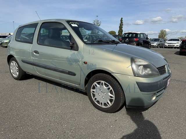 Renault clio iii 1 2i 16v eco generique, 2002 - afbeelding 23 van  32
