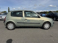 Renault clio iii 1 2i 16v eco generique, 2002 - afbeelding 27 van  32