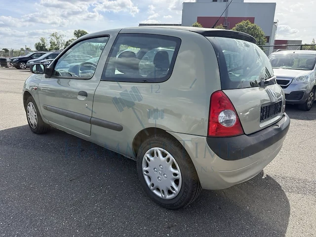 Renault clio iii 1 2i 16v eco generique, 2002 - afbeelding 30 van  32